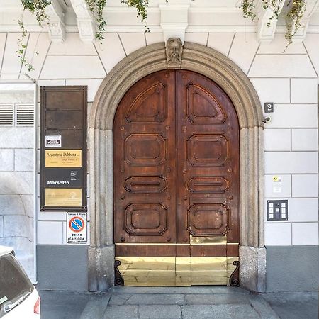 Milano City Apartments - Duomo Brera - Elegant Suite In Design District 外观 照片