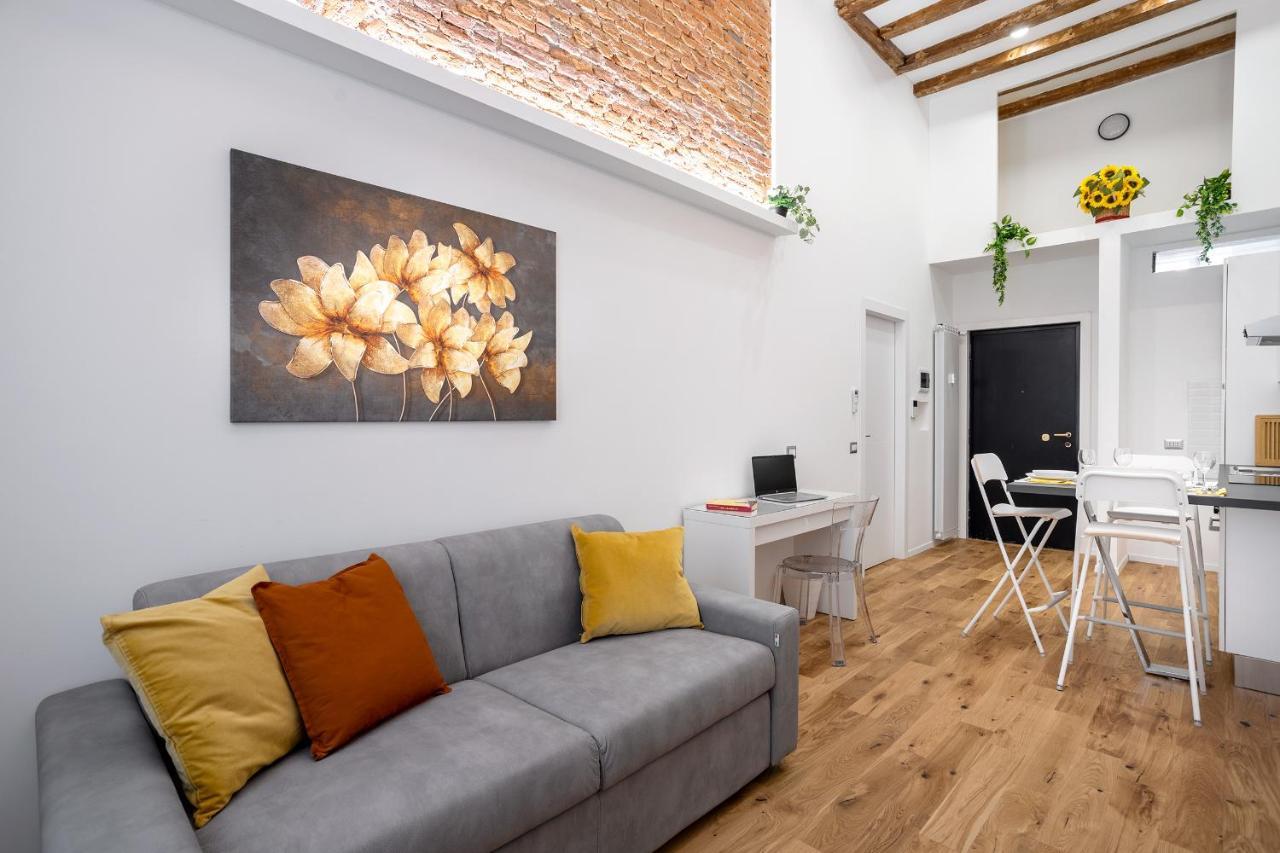 Milano City Apartments - Duomo Brera - Elegant Suite In Design District 外观 照片
